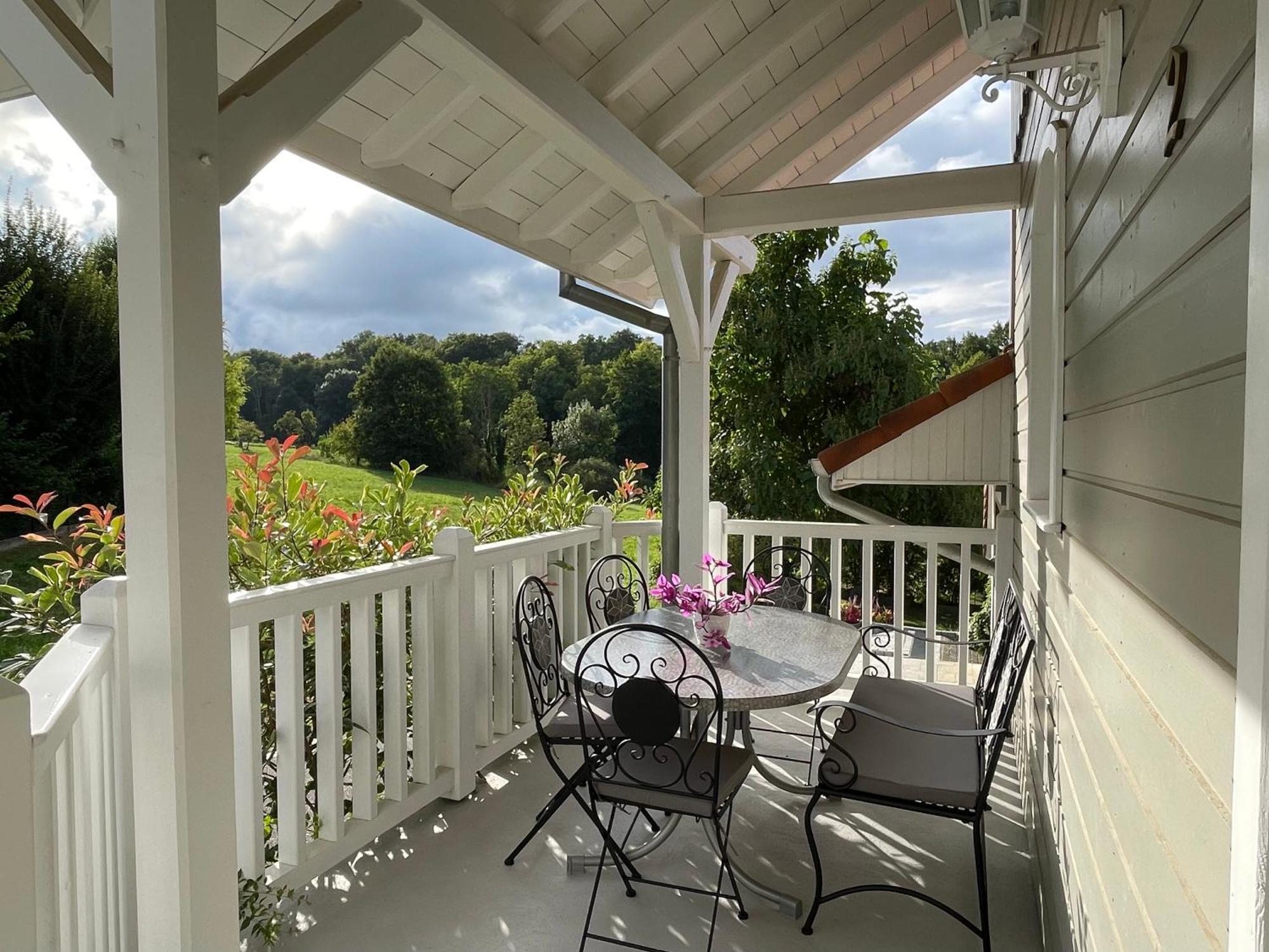 Tulipes Et Cetera Hotell Waldighoffen Exteriör bild